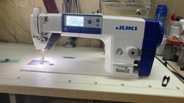 Nơi bán máy may công nghiệp 1 kim điện tử JUKI DDL-8000A chính hãng giá rẻ.