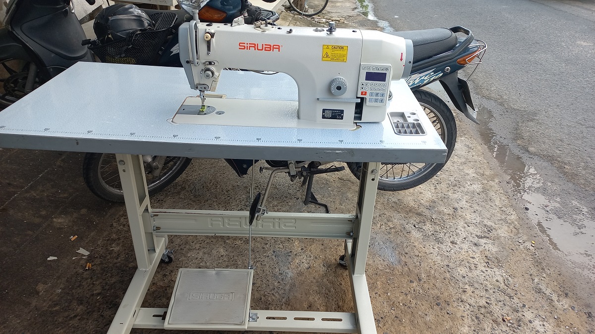 may may cong nghiep Siruba DL-7200B1-15
