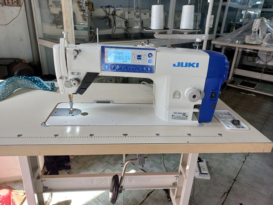 máy may Juki DDL-8000A